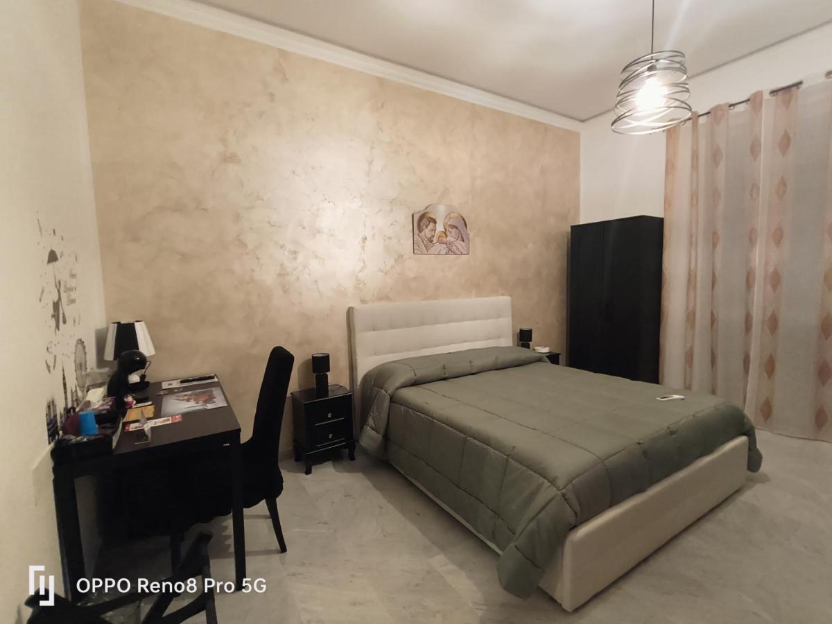 B&B Centrale 墨西拿 外观 照片